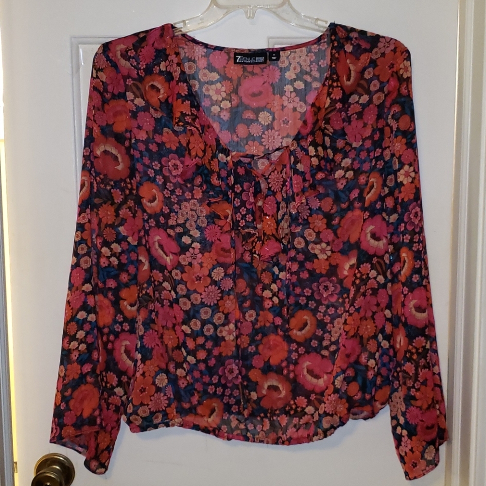 New York & Company Stunning Blouse
